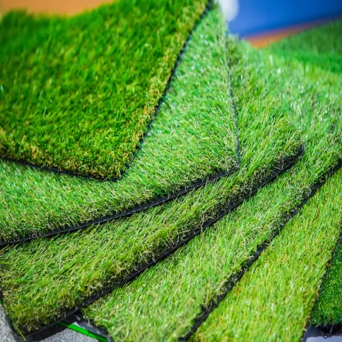 Artificial Turf Made from polyethylene and polypropylene