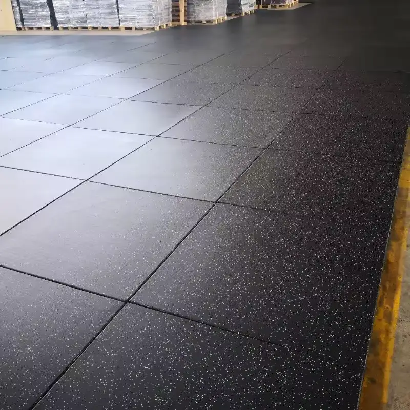 Heavy duty rubber tiles