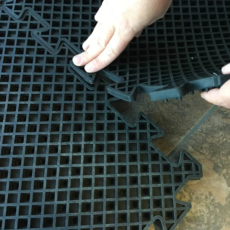 interlocking mat supplier Dubai
